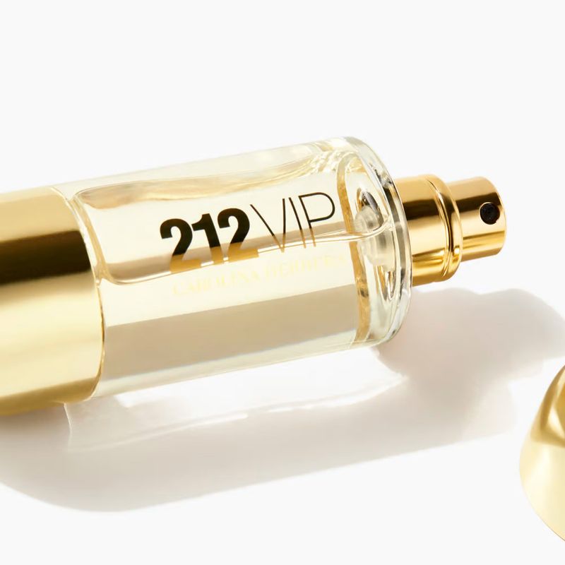 Perfume-Mujer-Carolina-Herrera-212-Vip-EDP-50ml-4.jpg