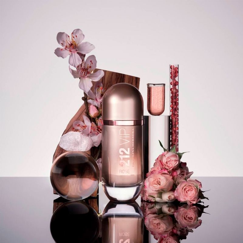 Perfume-Mujer-Carolina-Herrera-212-Vip-Rose-EDP-30ml-2.jpg