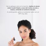 Contorno-de-Ojos-Isdinceutics-Melaclear-15ml-5.jpg