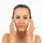 Crema-Facial-Dermaglos-Rojeces-50ml-5.jpg