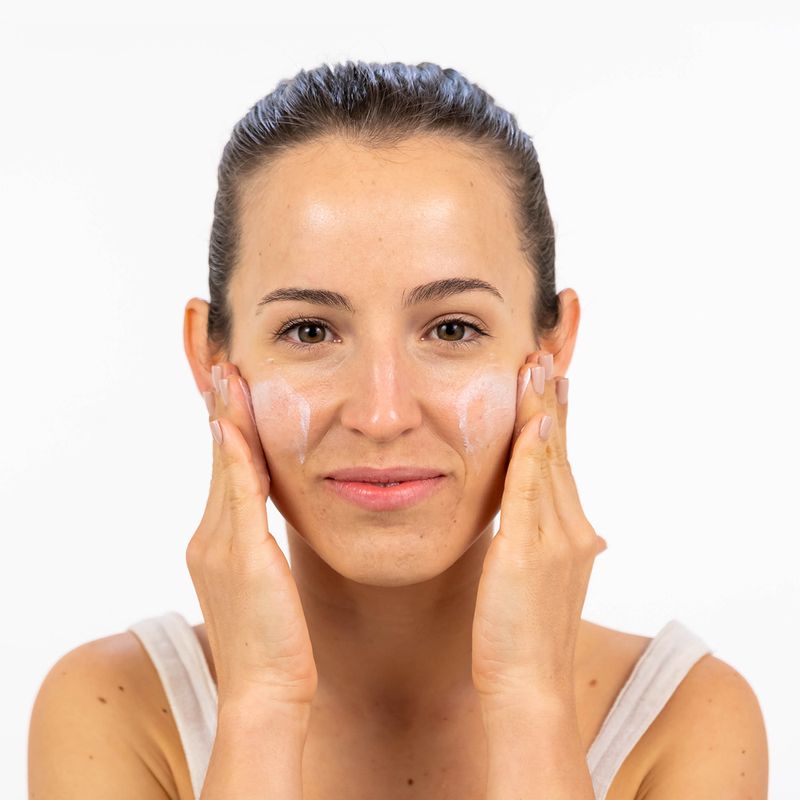 Crema-Facial-Dermaglos-Rehidratacion-Intensiva-70g-4.jpg